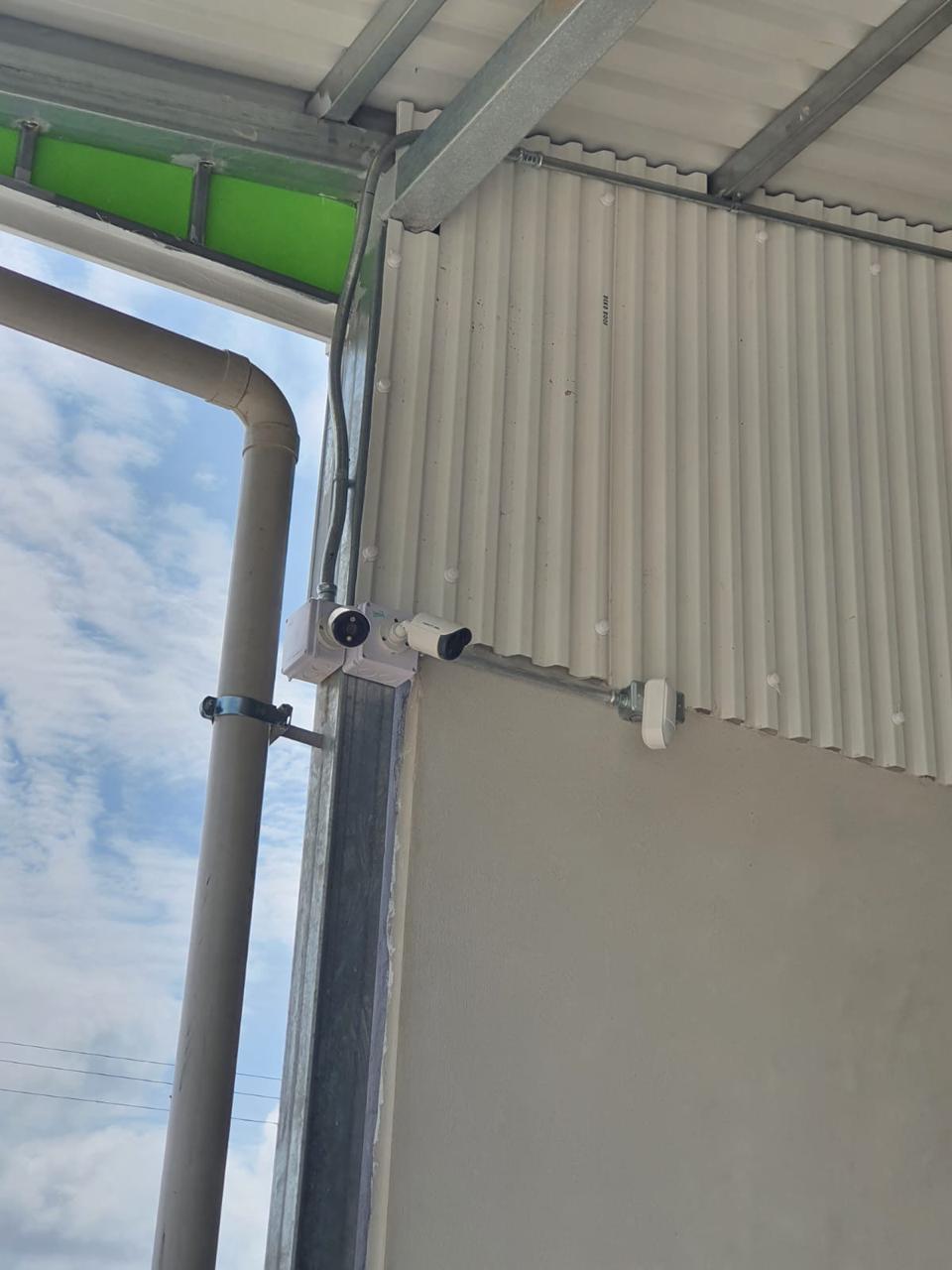 Sistema de seguridad integrado en propiedad